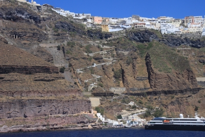 Santorini vista general desde el barco