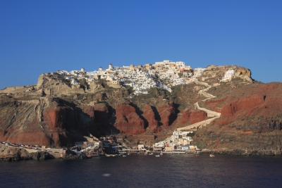 Oia Oia vista desde el barco