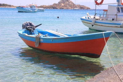 mikonos barca varada mikonos barca varada